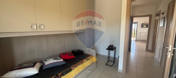 3 Schlafzimmer Wohnung in Ortona, Italy, Nr. 360821 18