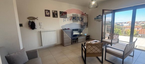 3 Schlafzimmer Wohnung in Ortona, Italy, Nr. 360821 9