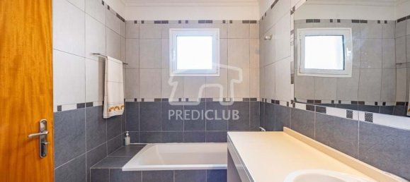 3 غرف نوم منزل في Funchal, Portugal رقم 106657 15