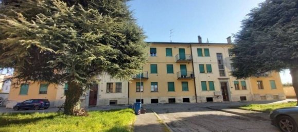 4 bedrooms Apartment in Castelfranco Veneto, Italy No. 312897 2