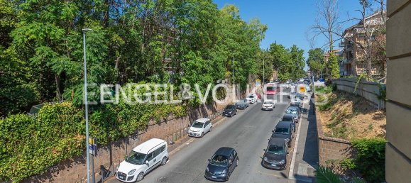 3 bedrooms Apartment in Rome, Italy No. 105782 13