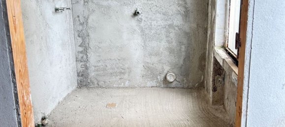 4 rooms Duplex in Tradate, Italy No. 274950 8