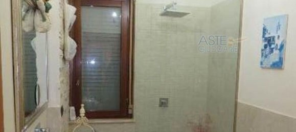 7 rooms Apartment in Palermo, Italy No. 52163 13