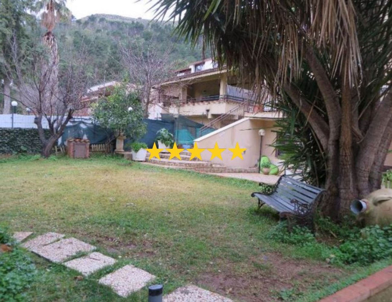 7 rooms Apartment in Palermo, Italy No. 52163