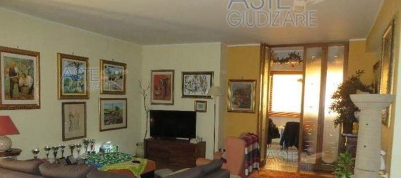 7 rooms Apartment in Palermo, Italy No. 52163 10