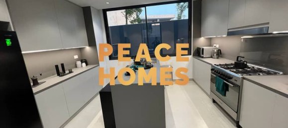 5 bedrooms Villa in Tilal City, UAE No. 16433 4