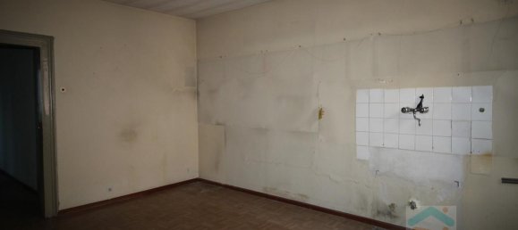 7 rooms Building in Udine, Italy No. 134604 5