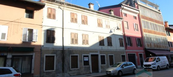 7 rooms Building in Udine, Italy No. 134604 20