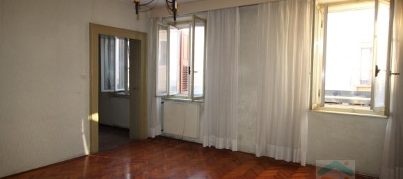 7 rooms Building in Udine, Italy No. 134604 7