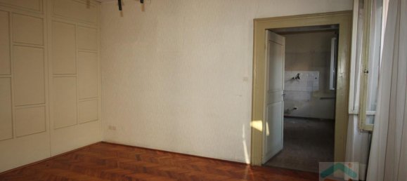 7 rooms Building in Udine, Italy No. 134604 6