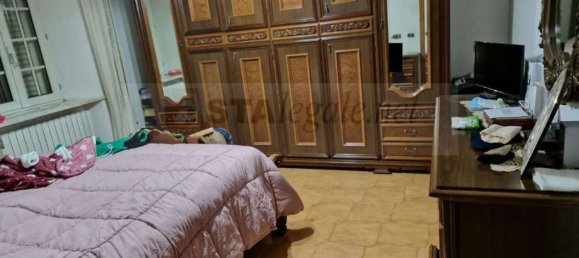 7 rooms Apartment in Cingoli, Italy No. 286282 6