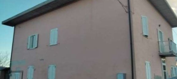 7 rooms Apartment in Cingoli, Italy No. 286282 2