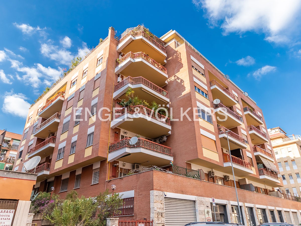 1 bedroom Apartment in Rome, Italy No. 63317