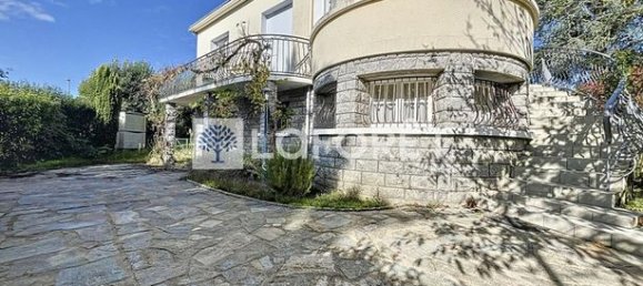 Casa T4 em Chatillon-sur-Thouet, France N.º 301902 2