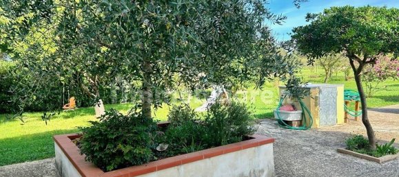 4 bedrooms House in Pisa, Italy No. 133238 11