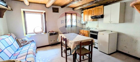 2 bedrooms House in Pian Camuno, Italy No. 296762 5