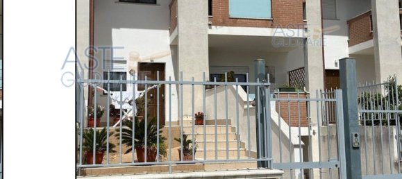 Casa de 11 divisões em Formia, Italy N.º 101072 4