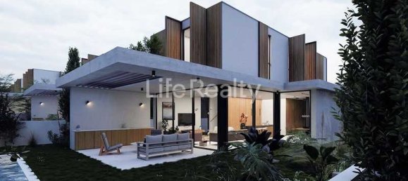 4 bedrooms Commercial property in Pyrgos, Cyprus No. 18424 3