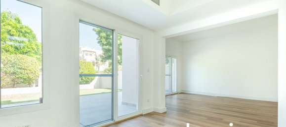 3 bedrooms Villa in The Lakes, UAE No. 42463 3