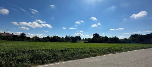 5800m² Land in Divignano, Italy No. 157814 5