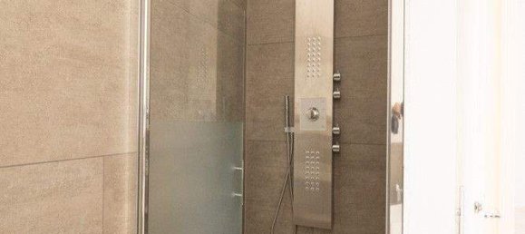 Квартира с 3 комнатами в Дёблинг, Австрия № 142947 3