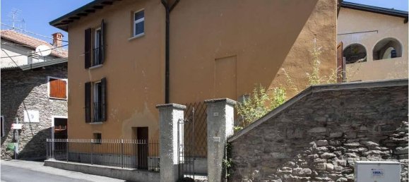 5-Zimmer Haus in Agra, Italy, Nr. 141093 8