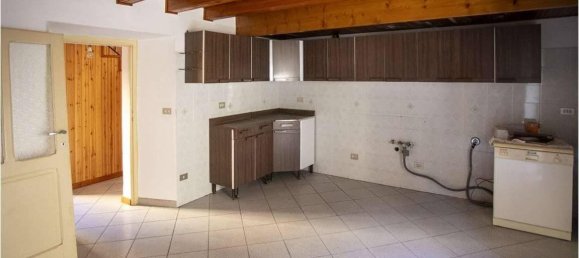 5-Zimmer Haus in Agra, Italy, Nr. 141093 13