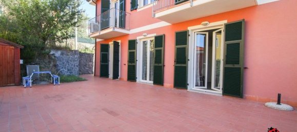 Villa de 3 dormitorios en La Spezia, Italy No. 277239 4