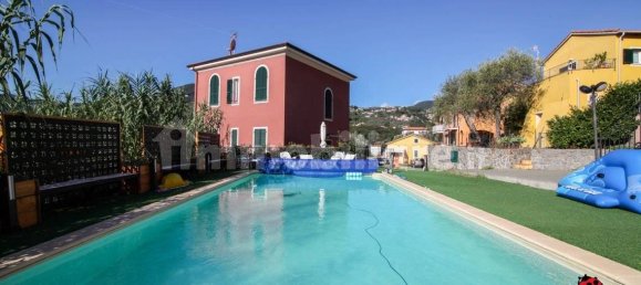 Villa de 3 dormitorios en La Spezia, Italy No. 277239 9