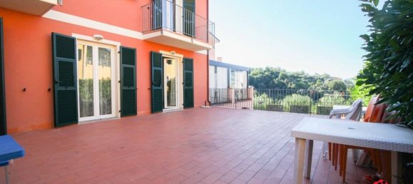Villa de 3 dormitorios en La Spezia, Italy No. 277239 37