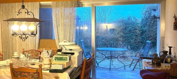 Дом с 6 комнатами в Швабах, Германия № 30153 4