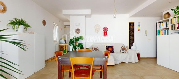 2-salle Penthouse à Casamassima, Italy No. 162797 3