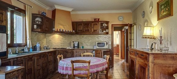 4 bedrooms House in La Chatre, France No. 55199 5