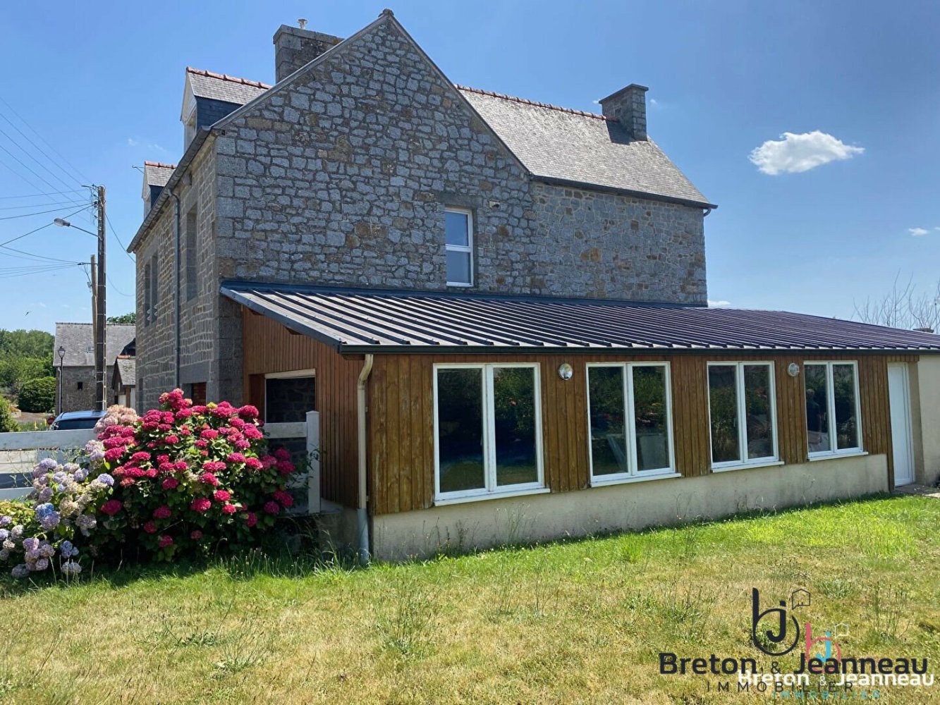 Дом с 4 спальнями в Иль и Вилен, Франция № 359065