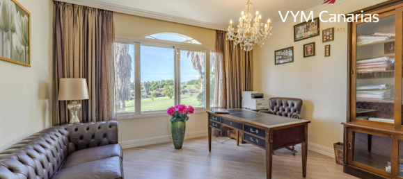 5 bedrooms Villa in La Caleta, Spain No. 10227 20