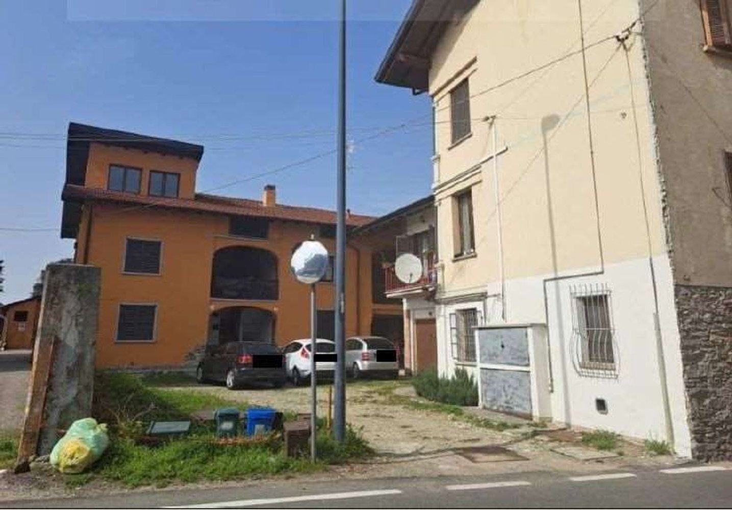 4 bedrooms Apartment in Brebbia, Italy No. 359560