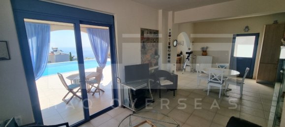 3 bedrooms Villa in Crete, Greece No. 375 7