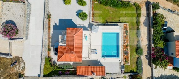 3 bedrooms Villa in Crete, Greece No. 375 24