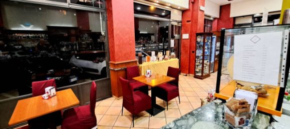 Imóvel comercial de 3 divisões em Turin, Italy N.º 157496 10