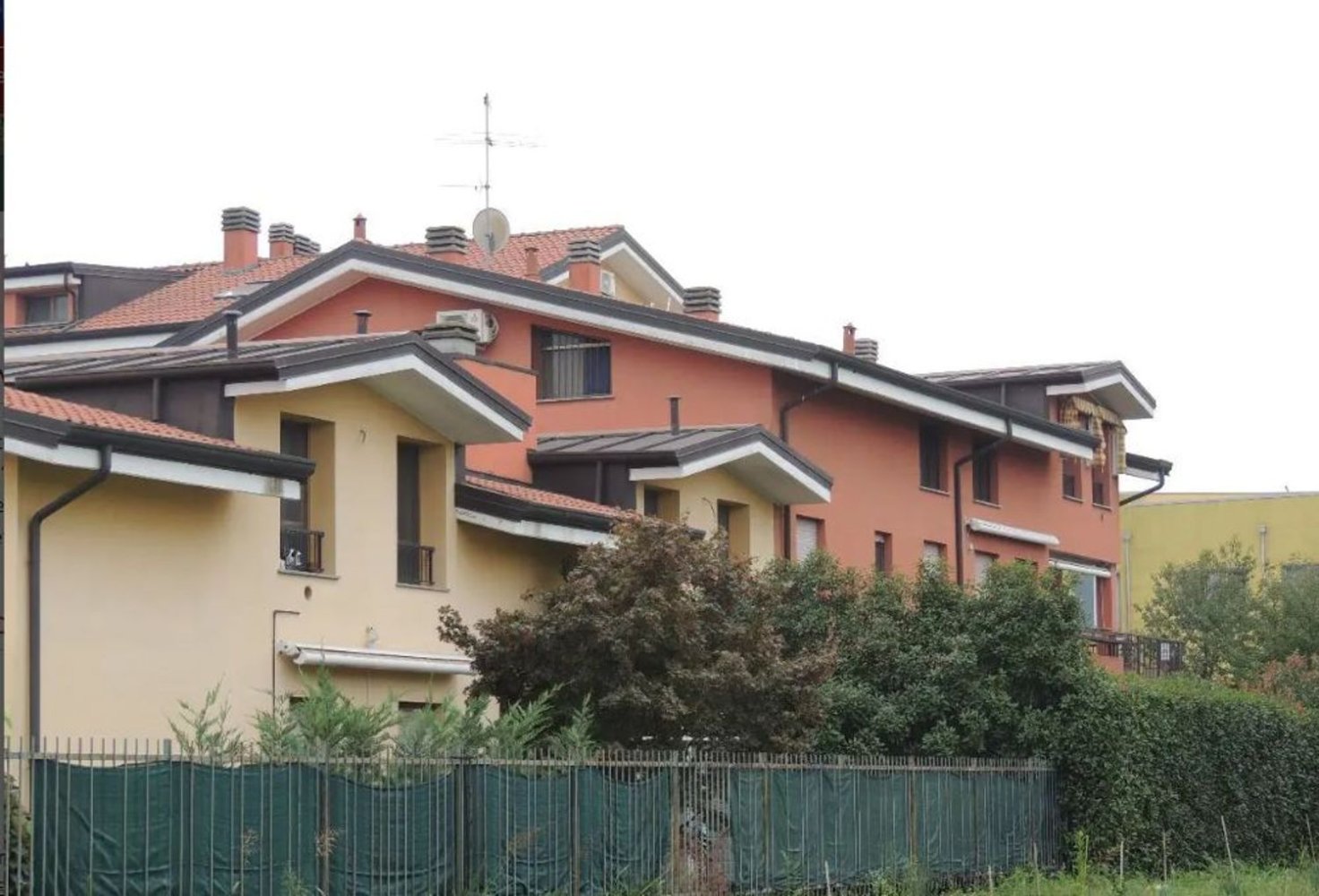 3 rooms Apartment in Abbiategrasso, Italy No. 14068