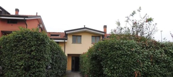 3 rooms Apartment in Abbiategrasso, Italy No. 14068 27