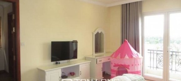 4 bedrooms Villa in Long Bien, Vietnam No. 2239 11