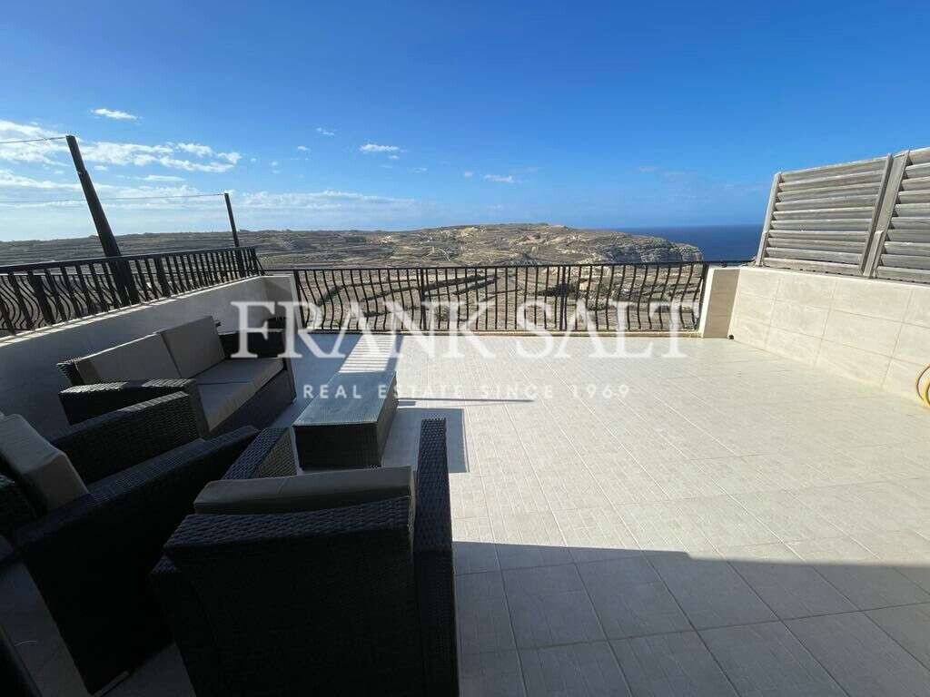2 bedrooms Penthouse in San Lawrenz, Malta No. 11665