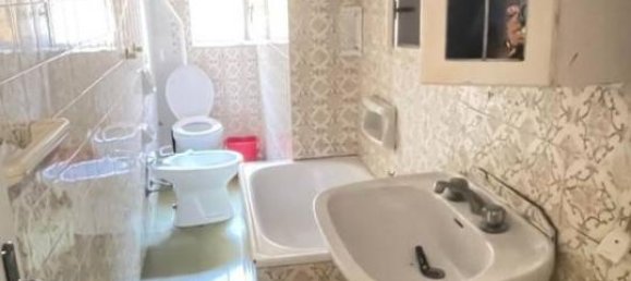 3 rooms Apartment in Genoa, Italy No. 116912 10