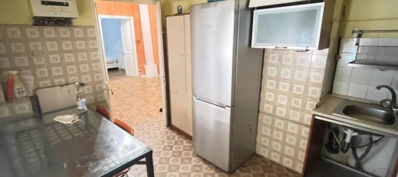 3 rooms Apartment in Genoa, Italy No. 116912 11