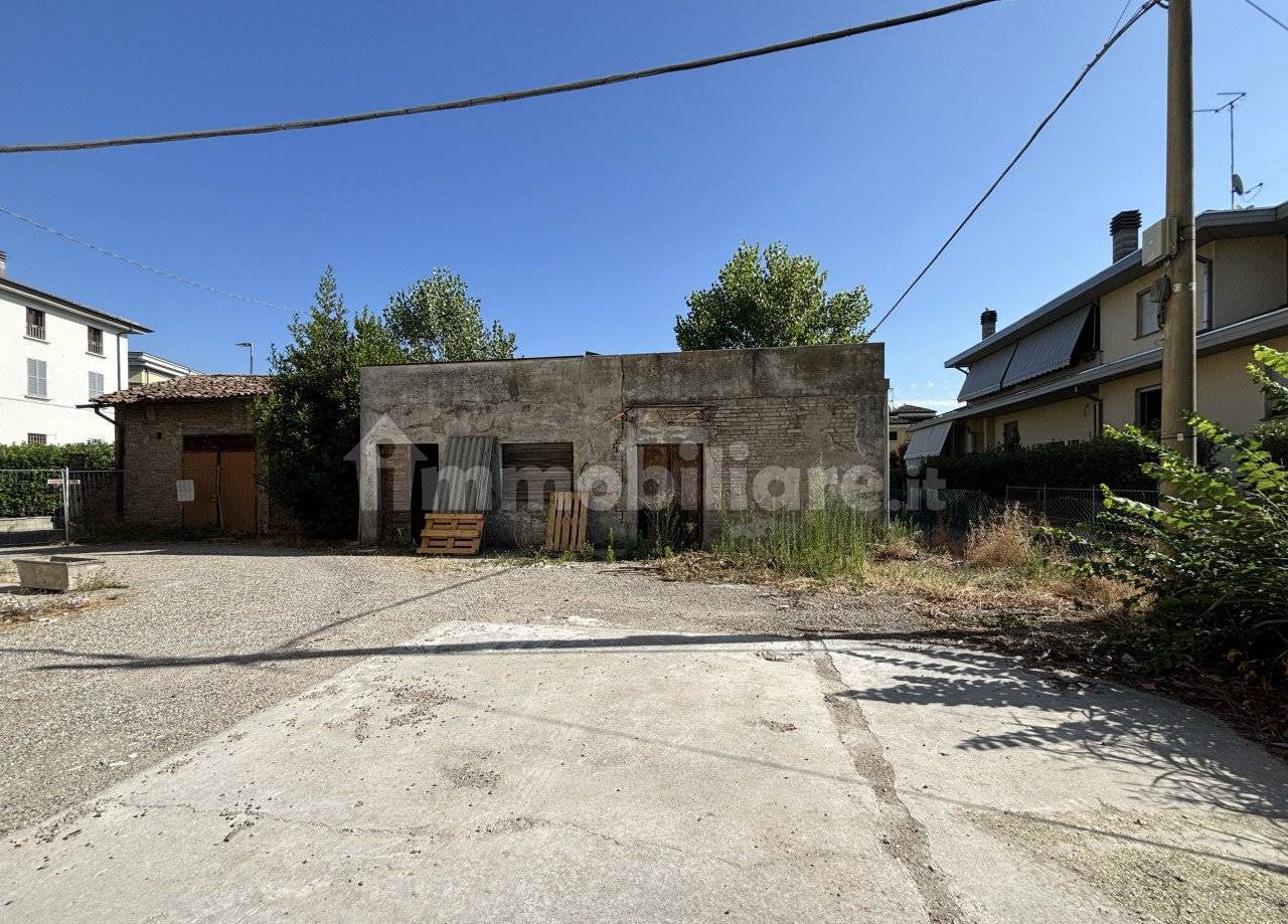 3 bedrooms House in Parma, Italy No. 349733