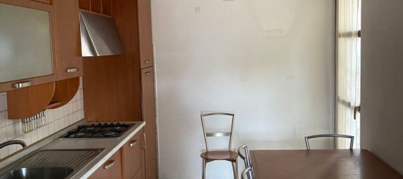 5 rooms Duplex in Prato, Italy No. 45963 6