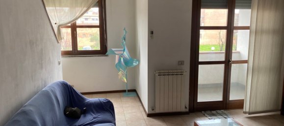 5 rooms Duplex in Prato, Italy No. 45963 2