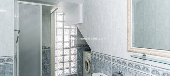 3 bedrooms Villa in Alicante, Spain No. 181619 22