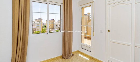 3 bedrooms Villa in Alicante, Spain No. 181619 33